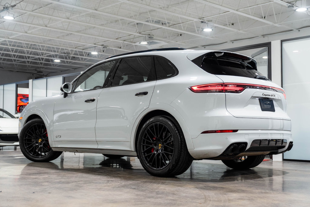 Used 2021 Porsche Cayenne GTS AWD/4WD image 13