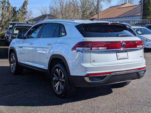 New 2026 Volkswagen Atlas Cross Sport SE AWD/4WD image 3