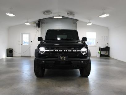 New 2026 Ford Bronco Outer Banks w/ Sasquatch Package