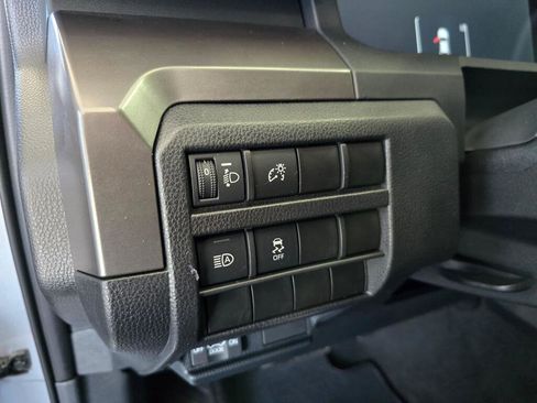 Used 2024 Toyota Tacoma TRD Off-Road image 24