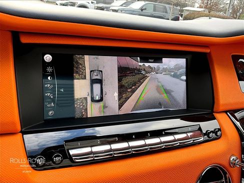 Certified 2021 Rolls-Royce Cullinan Black Badge image 18