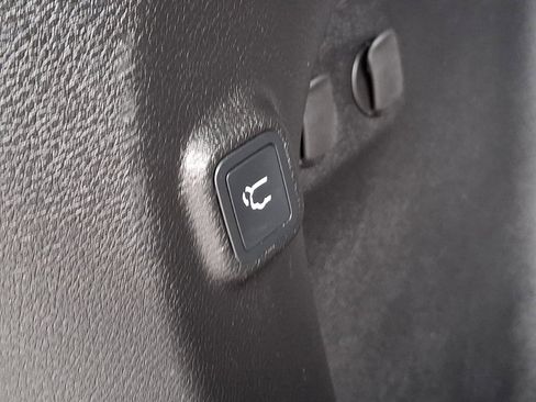 Certified 2022 Jeep Cherokee Latitude Lux w/ Sun & Sound Group image 35