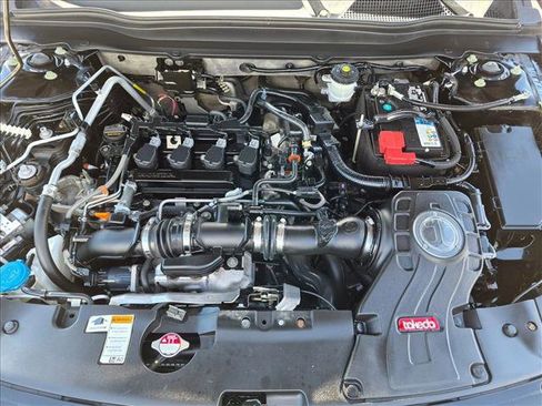 Used 2018 Honda Accord Touring image 23