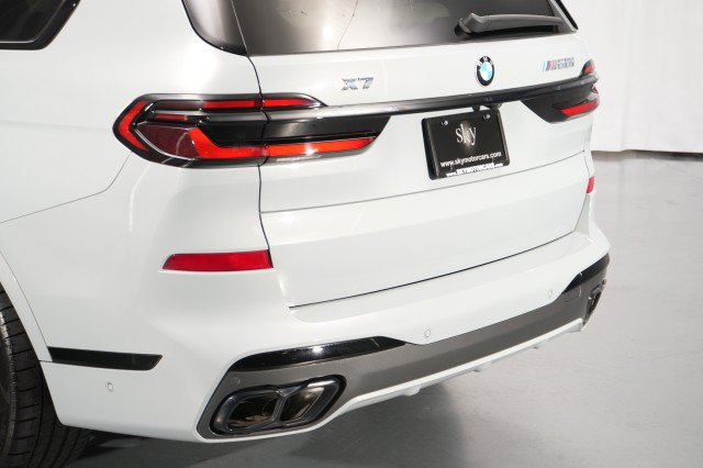 Used 2024 BMW X7 M60i w/ Executive Package AWD/4WD image 14