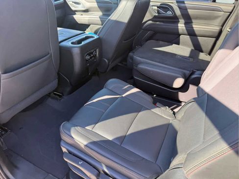 Used 2022 Chevrolet Suburban RST w/ Luxury Package image 6