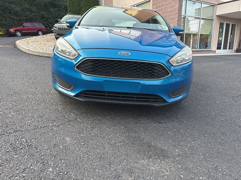 Used 2016 Ford Focus SE w/ SE Power Seat Package FWD image 14