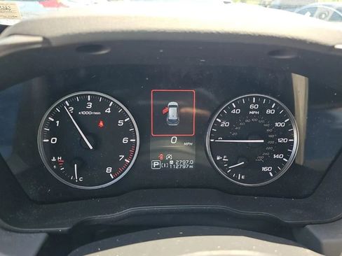 Used 2024 Subaru Crosstrek 2.0i Premium AWD/4WD image 52