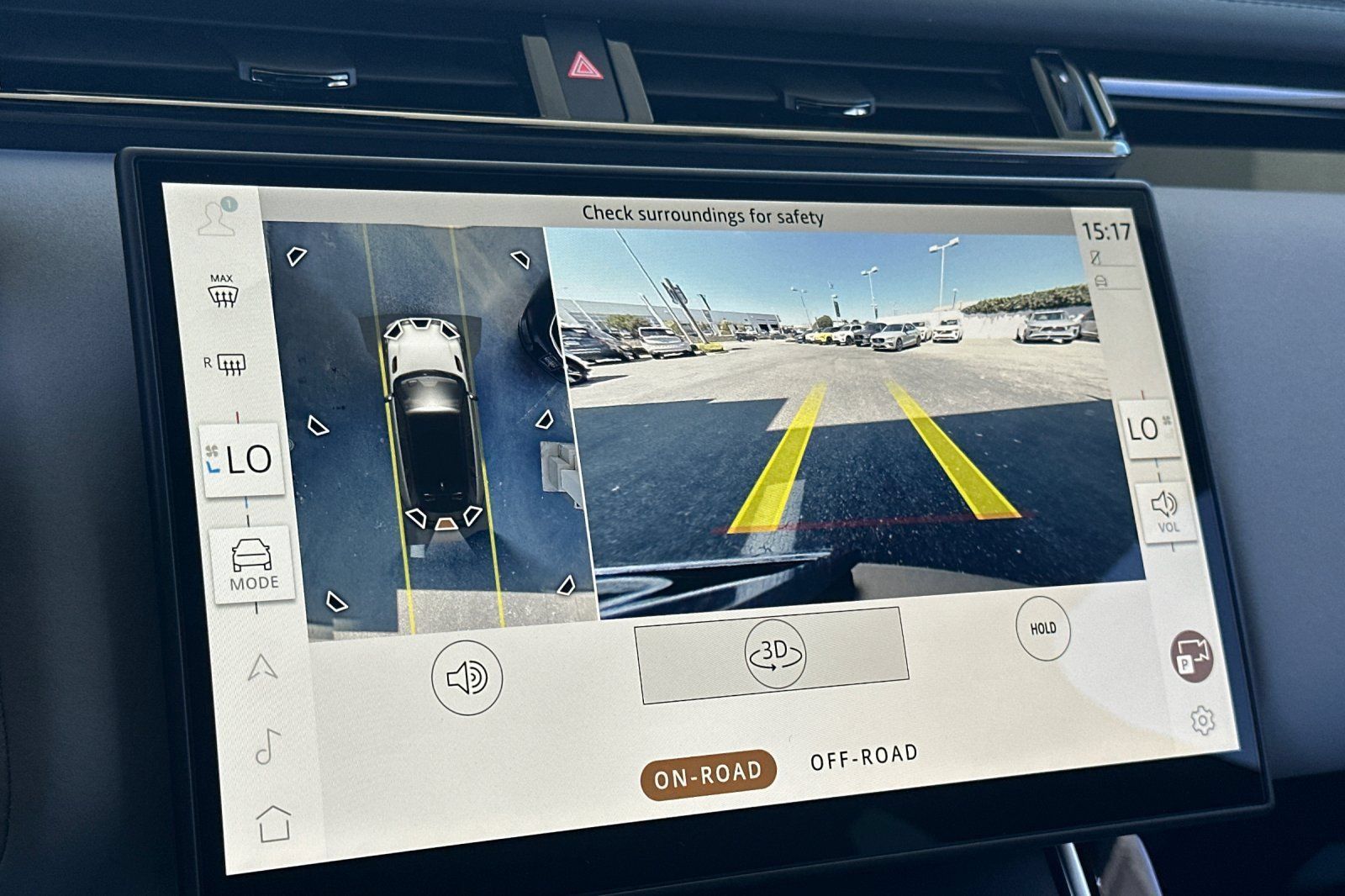 New 2026 Land Rover Range Rover Velar Dynamic SE AWD/4WD image 20