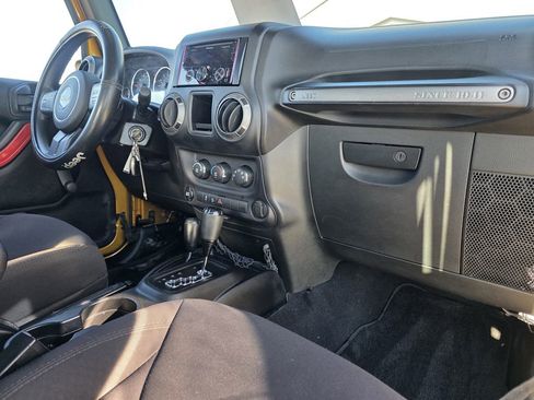 Used 2014 Jeep Wrangler Unlimited Sport image 22