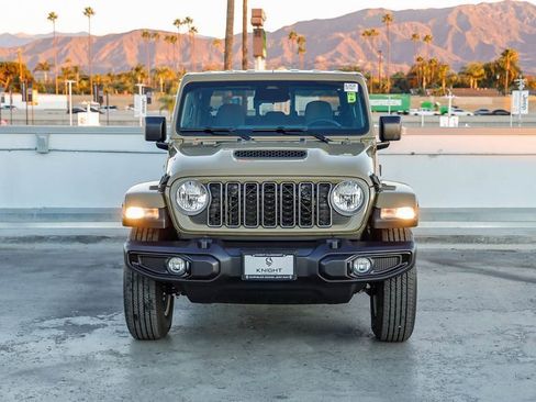 New 2026 Jeep Gladiator Sport image 3