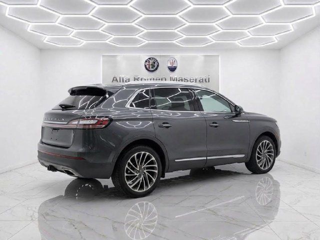 Used 2019 Lincoln Nautilus Reserve AWD/4WD image 3