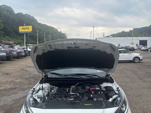 Used 2025 Nissan Altima 2.5 SV FWD image 28