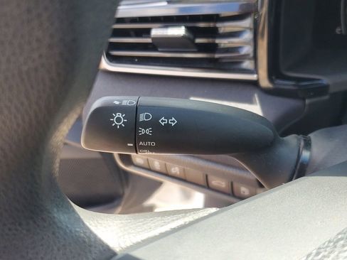 Used 2025 Toyota Camry LE FWD image 29