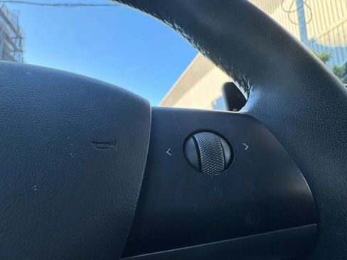 Used 2023 Tesla Model 3 Standard Range RWD image 16