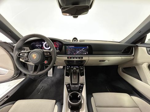 Certified 2026 Porsche 911 Targa 4 GTS AWD/4WD image 13