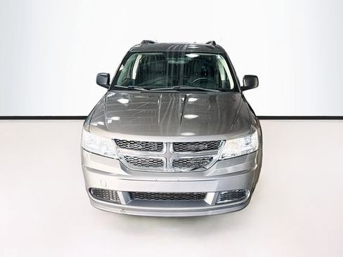 Used 2012 Dodge Journey SE image 4