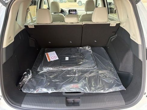 New 2026 Nissan Rogue SV FWD image 21