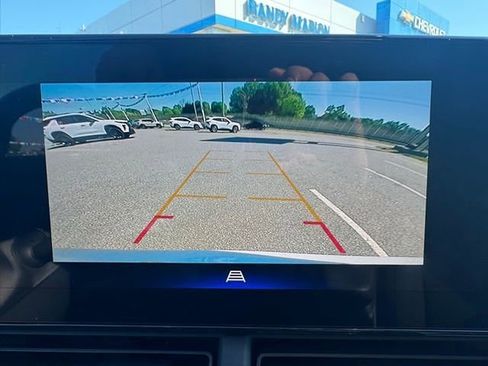 Used 2025 Chevrolet Trax RS w/ Sunroof Package image 9