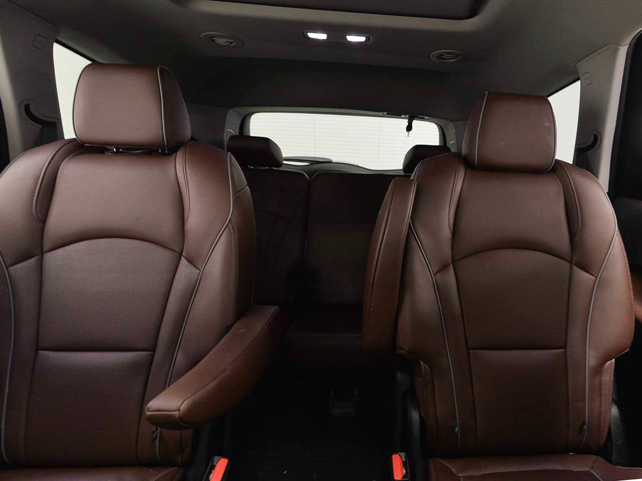 Used 2021 Buick Enclave Avenir w/ Avenir Technology Package FWD image 11
