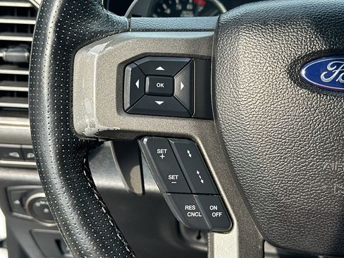 Used 2017 Ford F150 Raptor w/ Equipment Group 802A Luxury AWD/4WD image 19