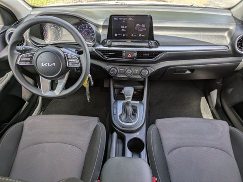 Certified 2024 Kia Forte LXS FWD image 11