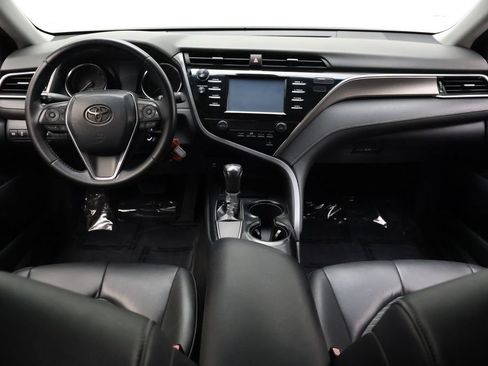 Certified 2018 Toyota Camry SE FWD image 24