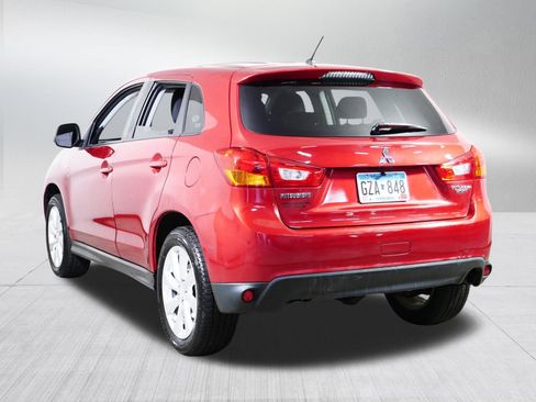 Used 2015 Mitsubishi Outlander Sport ES FWD image 5