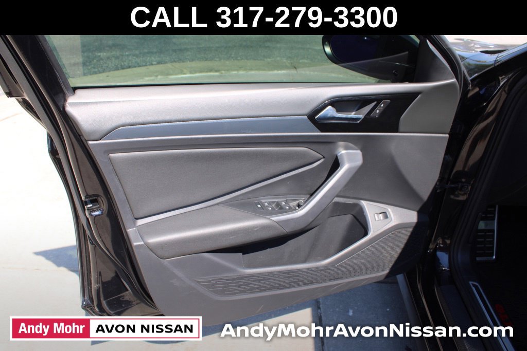 Used 2019 Volkswagen Jetta GLI FWD image 18