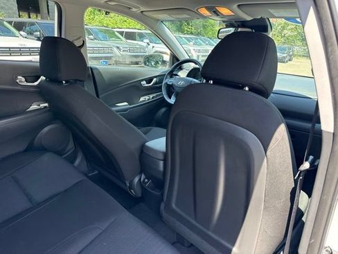 Used 2023 Hyundai Kona SEL w/ Convenience Package AWD/4WD image 23