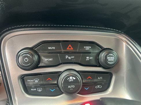 Used 2023 Dodge Challenger R/T w/ Blacktop Package image 21