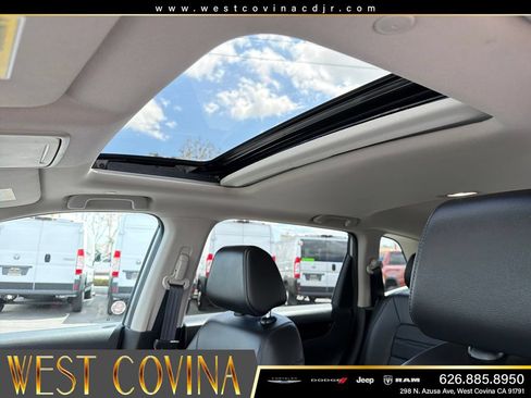 Used 2025 Honda CR-V EX-L image 23
