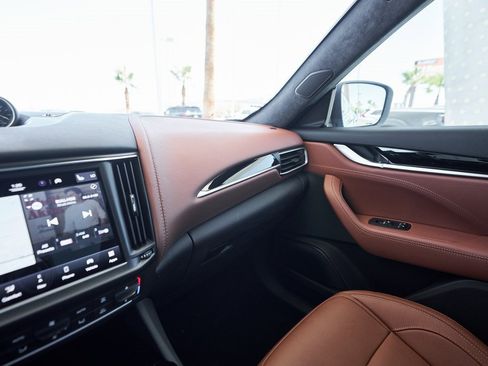 Used 2022 Maserati Levante Modena image 55