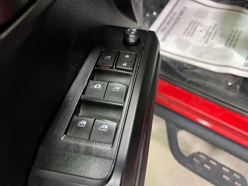 Used 2023 Toyota Tacoma SR AWD/4WD image 22