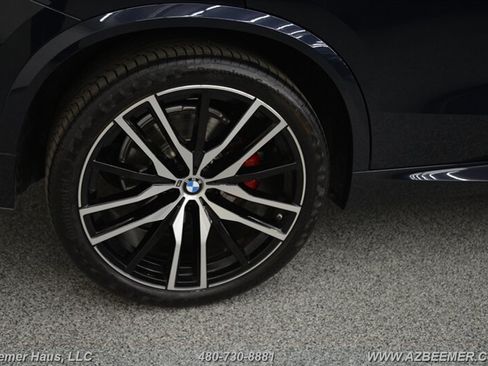 Used 2022 BMW X5 xDrive40i w/ M Sport Package AWD/4WD image 48