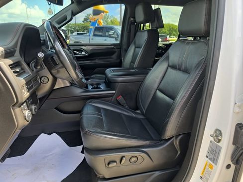 Used 2021 Chevrolet Tahoe RST w/ Luxury Package AWD/4WD image 9