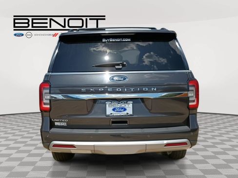 Used 2024 Ford Expedition Limited AWD/4WD image 7