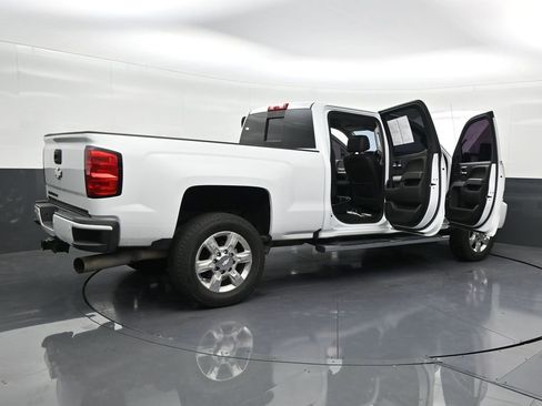Used 2018 Chevrolet Silverado 2500 LTZ w/ Duramax Plus Package image 31