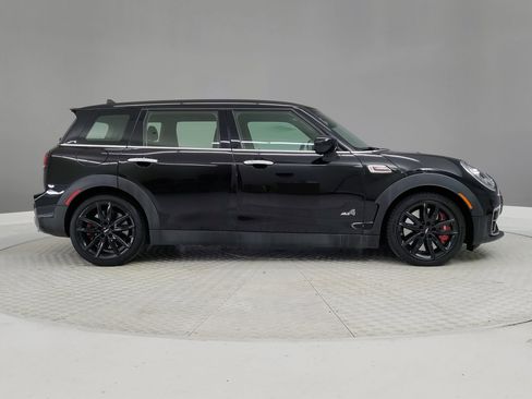Used 2021 MINI Cooper Clubman John Cooper Works image 6