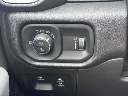 Used 2022 RAM 1500 Big Horn AWD/4WD image 20