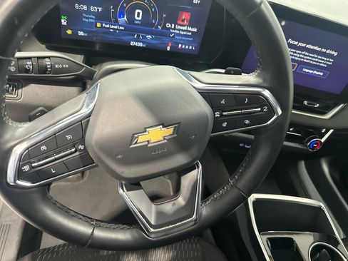 Used 2025 Chevrolet Equinox LT FWD image 19
