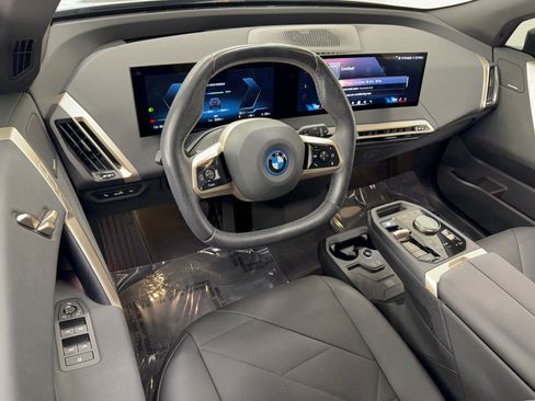 Certified 2024 BMW iX xDrive50 w/ Sport Package AWD/4WD image 4