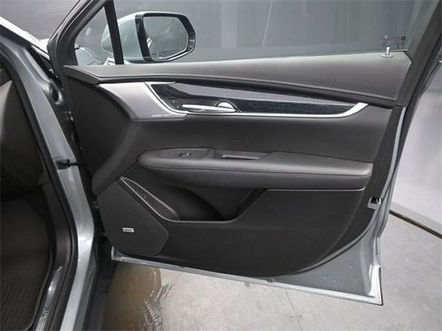 Used 2023 Cadillac XT5 Premium Luxury w/ LPO, Floor Liner Package image 20