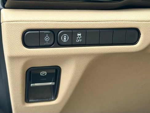 Used 2025 Acura MDX FWD image 10