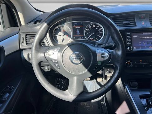 Used 2019 Nissan Sentra S FWD image 13