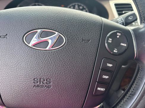 Used 2009 Hyundai Genesis 4.6 w/ Technology Pkg 5 image 28
