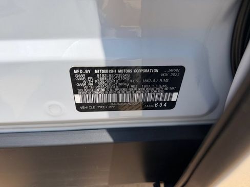 Used 2024 Mitsubishi Outlander ES AWD/4WD image 31
