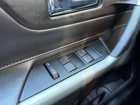 Used 2013 Ford Edge Limited w/ Driver Entry Pkg image 18