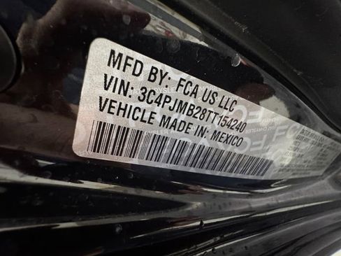 Used 2026 Jeep Cherokee Limited image 27