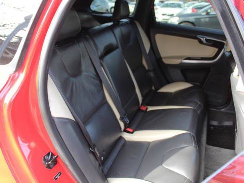 Used 2013 Volvo XC60 T6 image 20