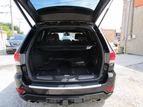 Used 2017 Jeep Grand Cherokee Overland AWD/4WD image 19
